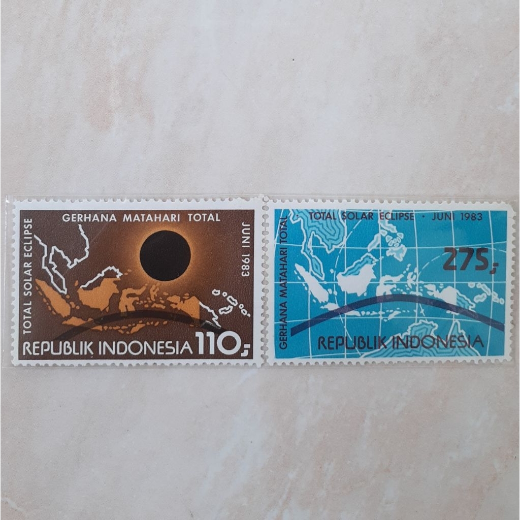

Perangko Indonesia Gerhana Matahari Total Tahun 1983 set lengkap - 2pcs