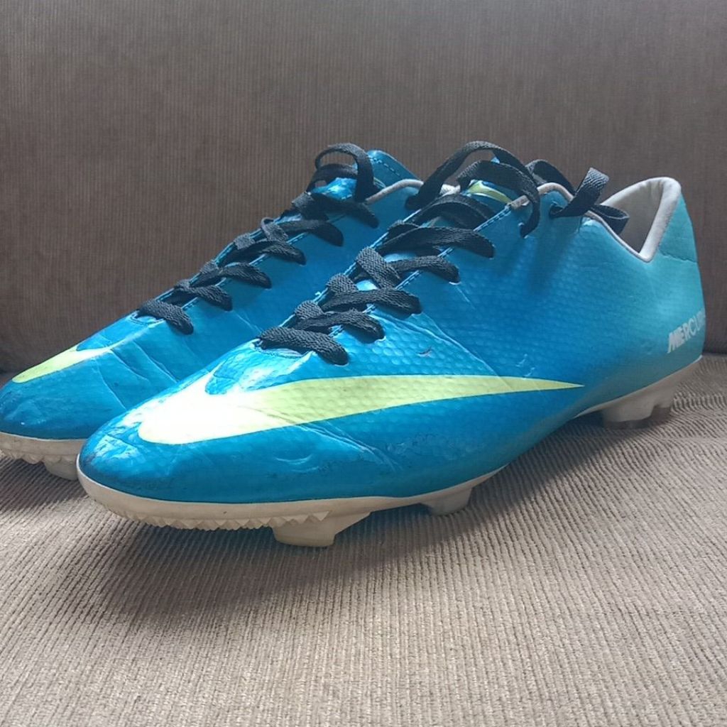 S185 sepatu46 Bola MERCURIAL Preloved