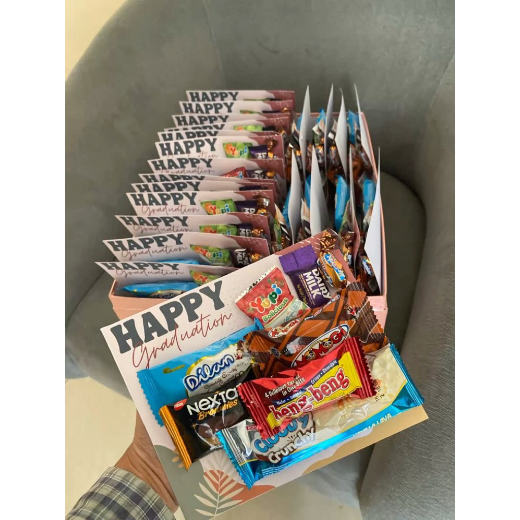 

mini gift ( makanan aja )