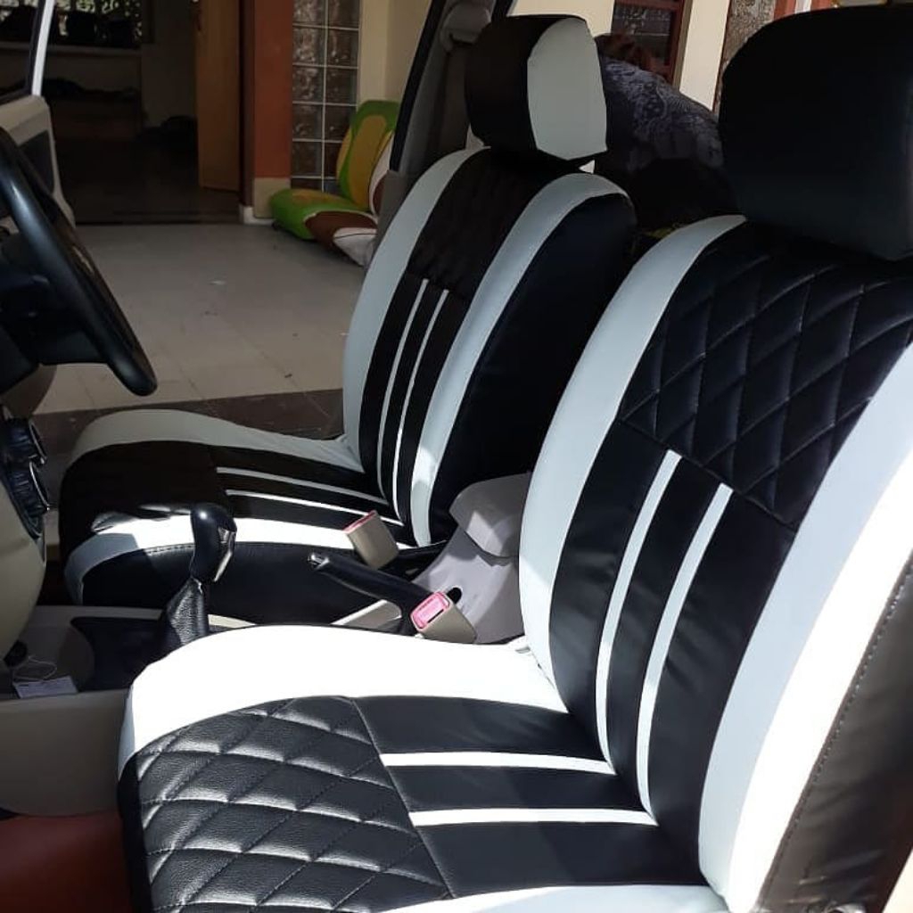 Cover Jok Innova Reborn