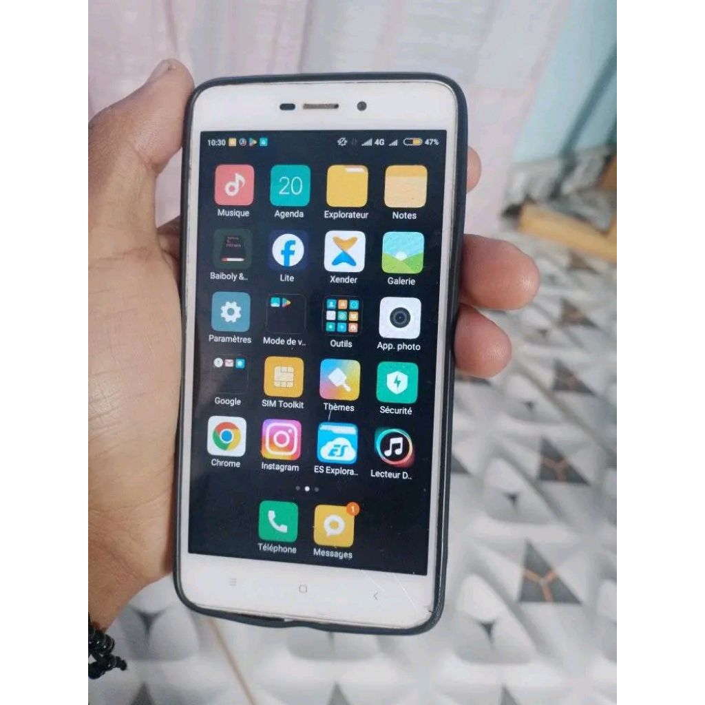 REDMI 4A ANDROID SECOND NORMAL SIAP PAKAI RAM 2/16 , 2/32