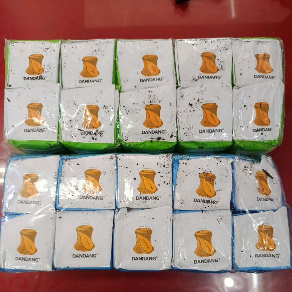 

Teh Dandang Wangi Kemasan 1 Slop 10 pcs
