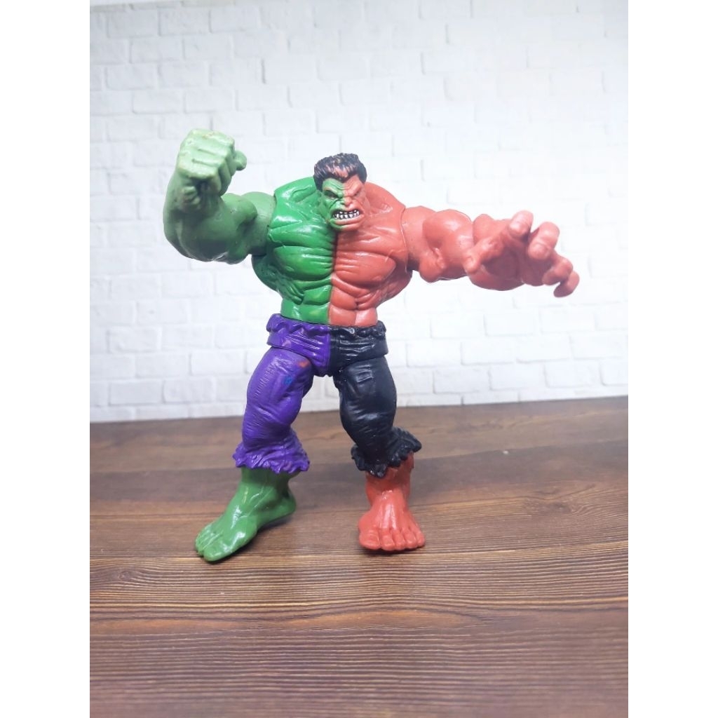 HULK Action Figure Full Artikulasi Preloved