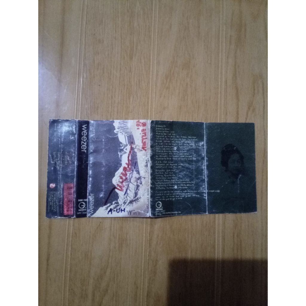 hanya cover kaset weezer - pinkerton | tanpa kaset