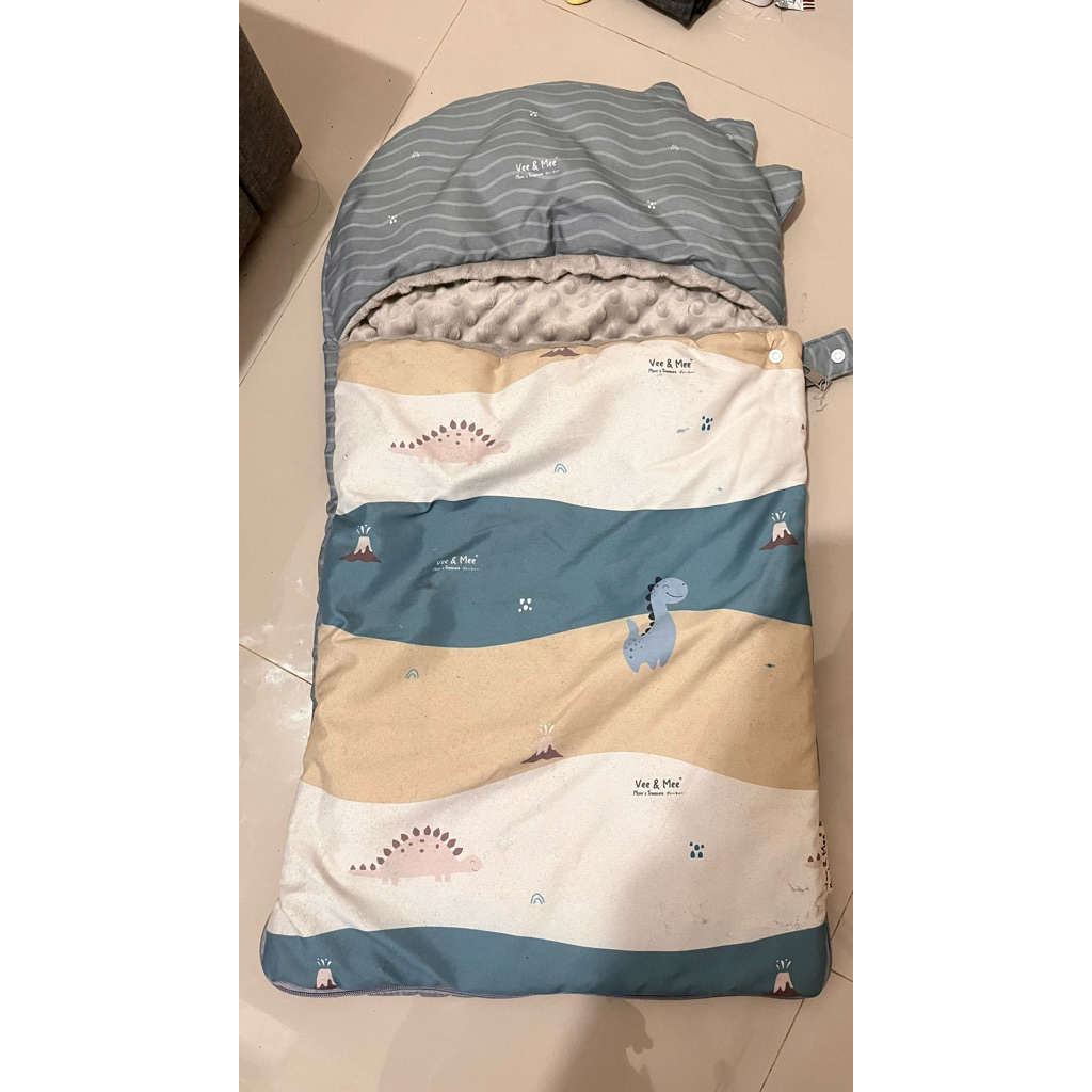 sleeping bag vee mee (preloved)