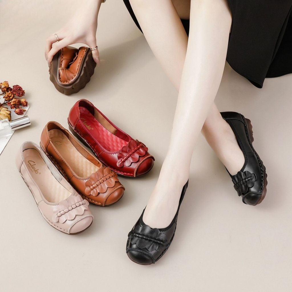 Clark  flat Daun / sepatu kulit wanita/ Clark flat DAUN