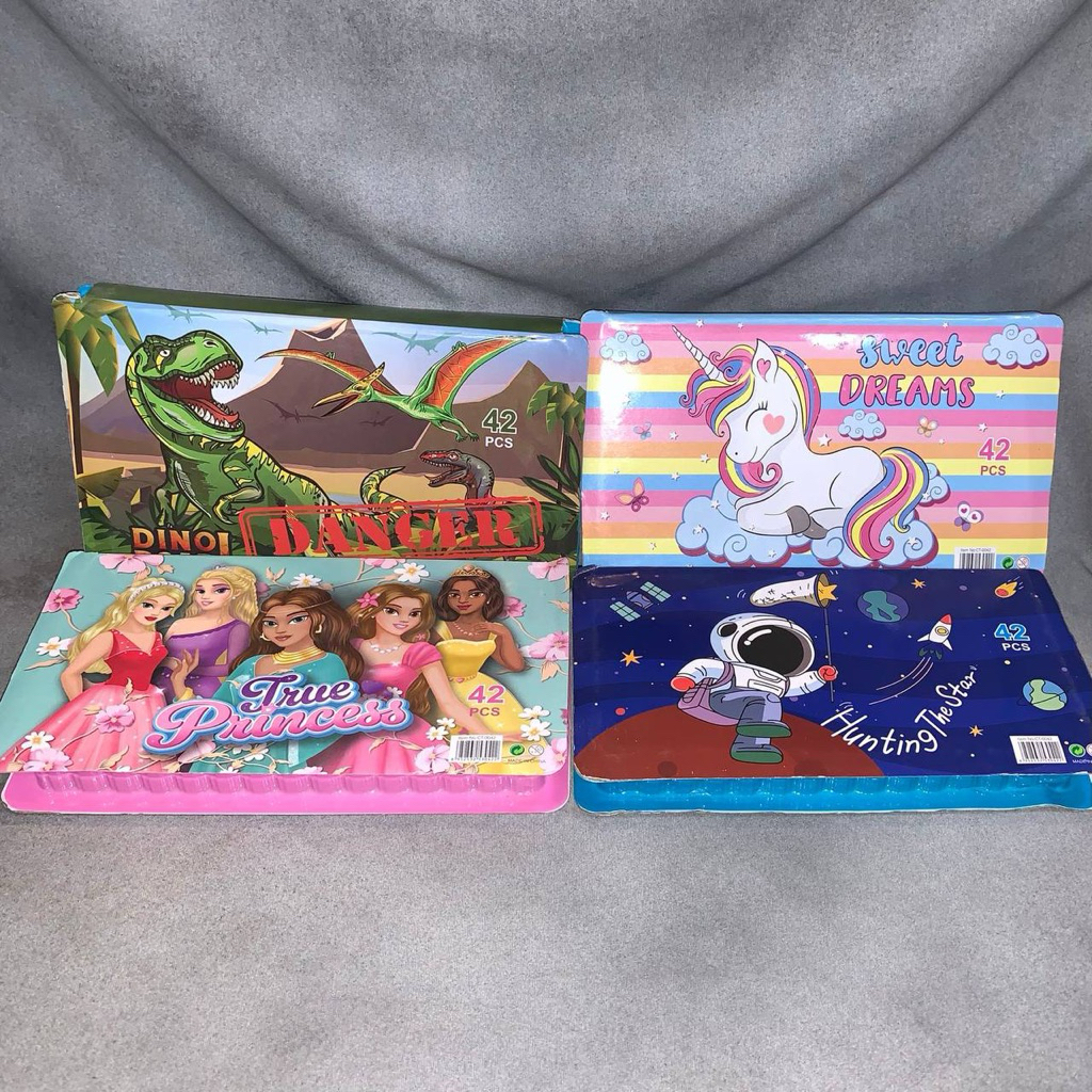 

Crayon Set 42's
