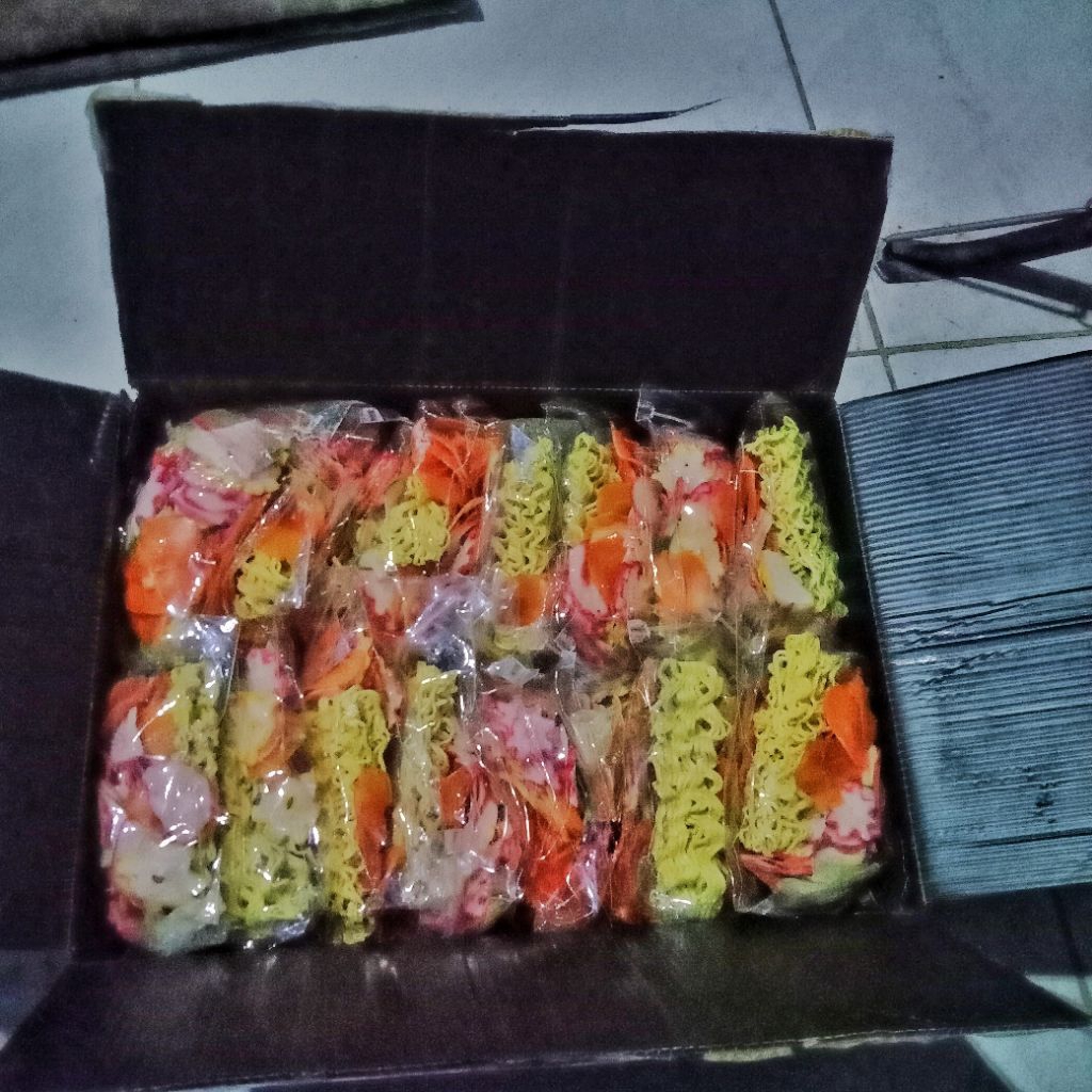 

paket usaha 5 bungkus seblak instan pedas siap saji