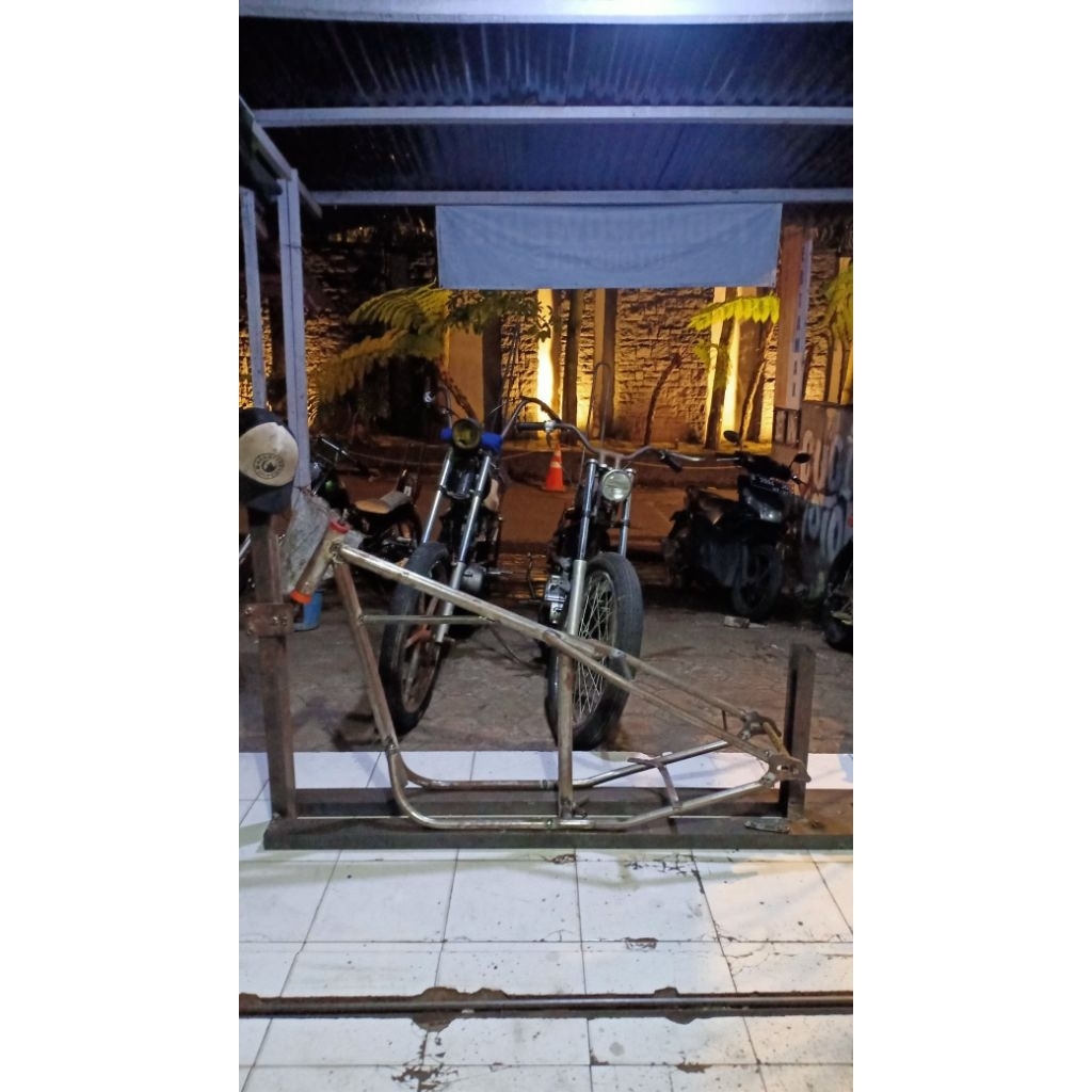 rangka rigid  frame sassis chopper bobber custom
