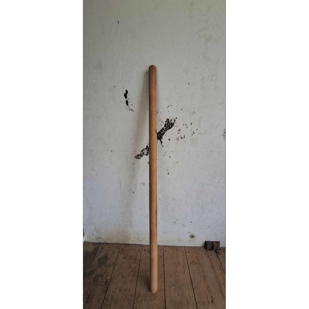 tongkat kayu ulin bela diri ,bulat, diameter 4 cm,120 cm
