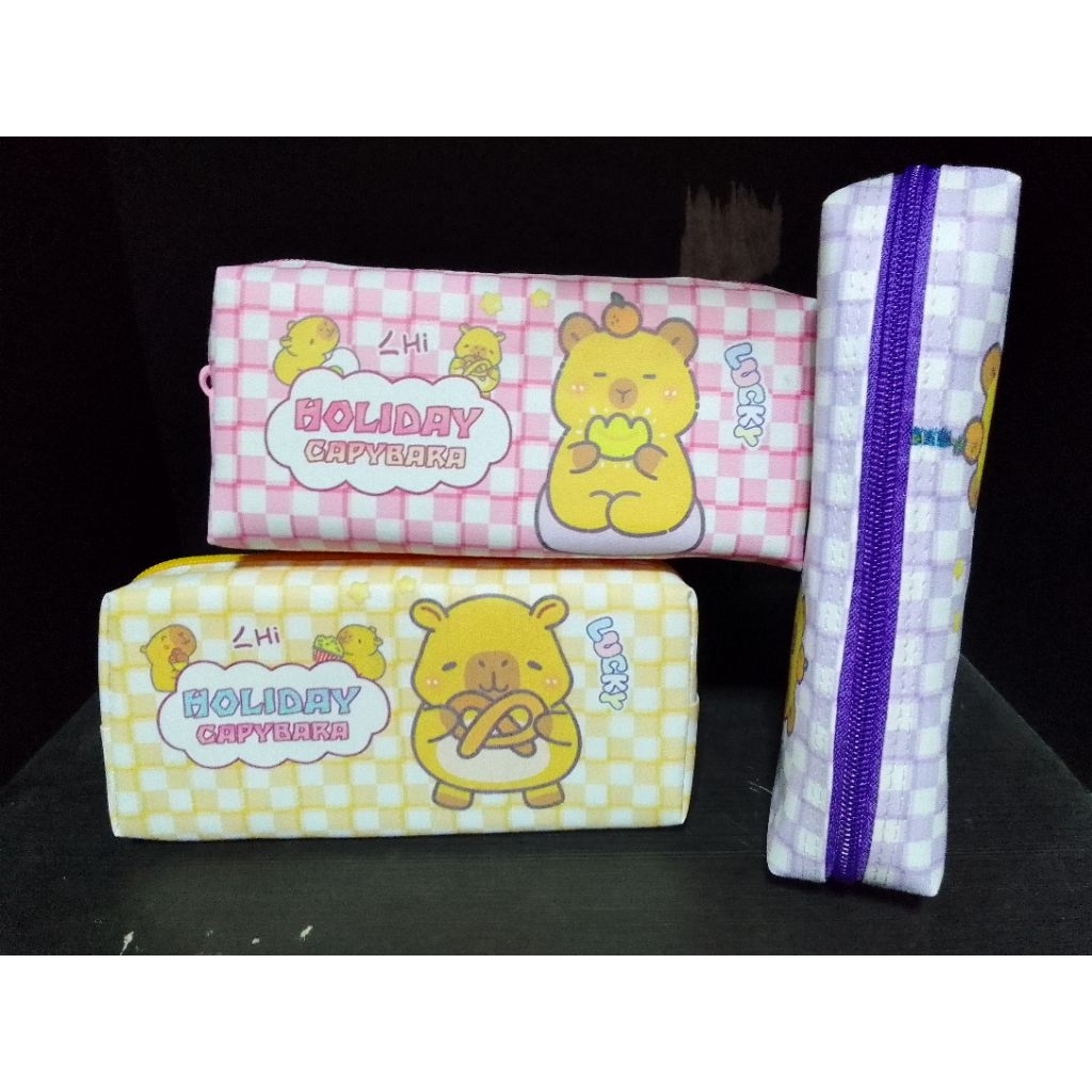

(1 PCS) KOTAK PENSIL KAIN RESLETING BATA