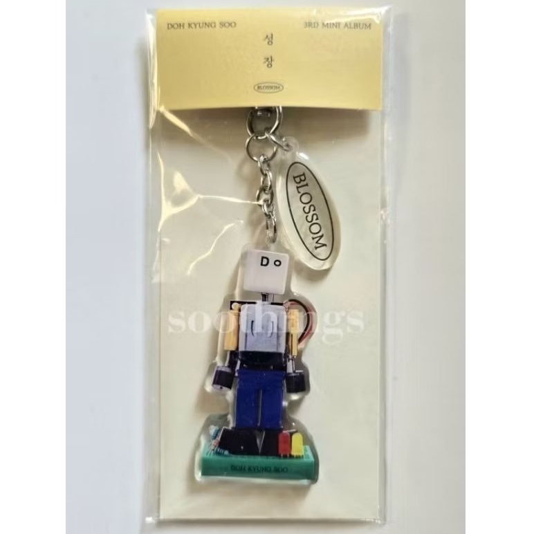 [READY STOCK] MD DOH KYUNGSOO BLOSSOM OFFICIAL ACRYLIC KEYRING A TYPE