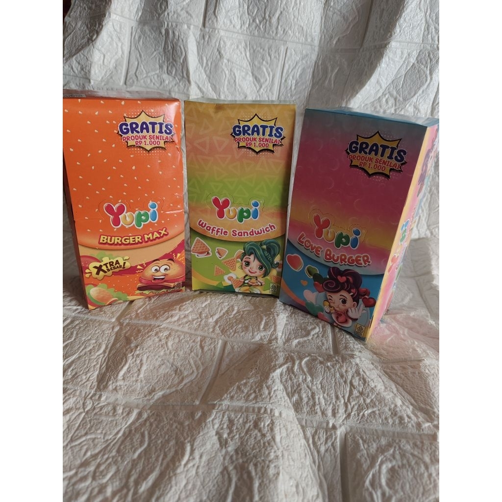 

yupi box isi 12pcs. rasa random/bisa request