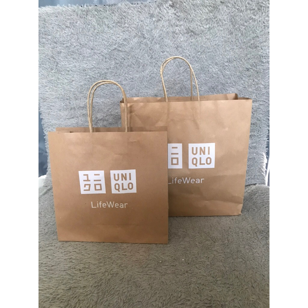 

PAPER BAG UNIQLO ORIGINAL STORE
