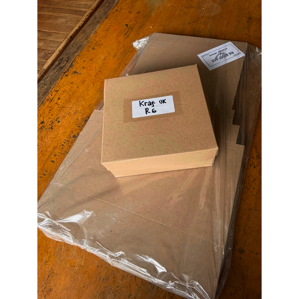 

(uk R 6 )DUS KRAFT/P 15,5xL 15,5xT6,5 cm(isi 100 lembar)