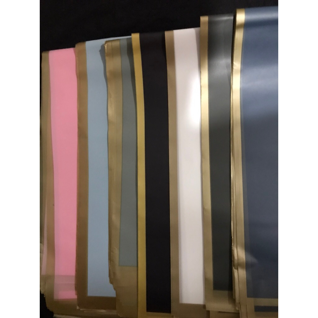 

FLOWER WRAPPING PAPER (5 lembar ) varian list gold line emas kertas buket bunga cellophone