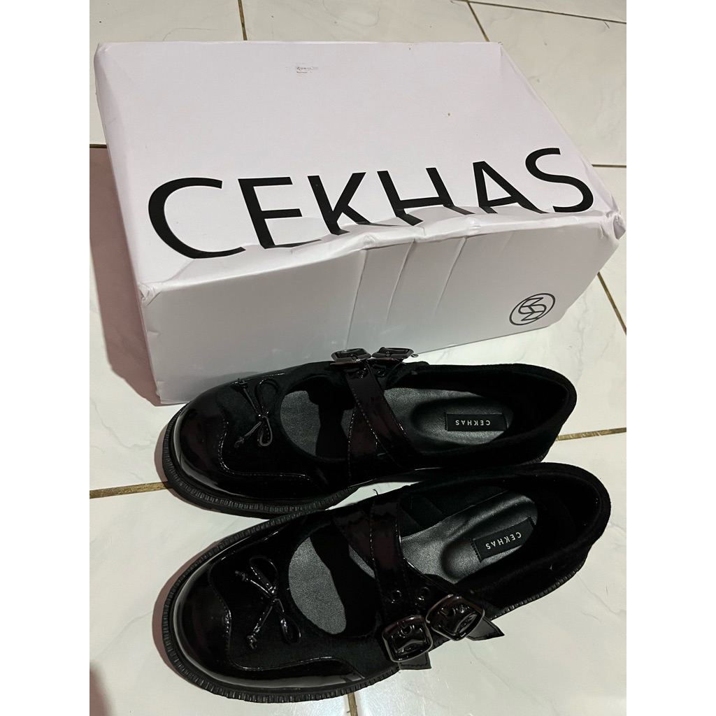 preloved cekhas jisoo black