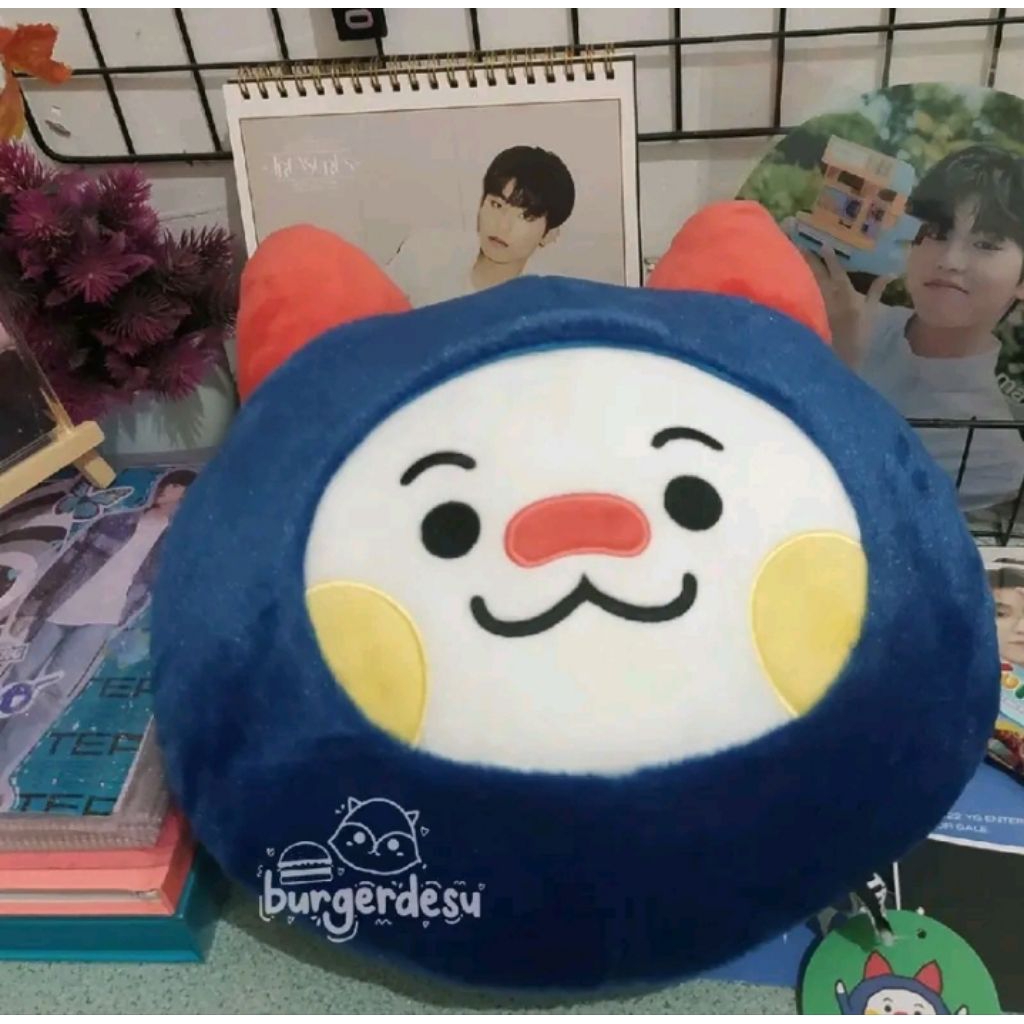 Truz Line Cushion Woopy