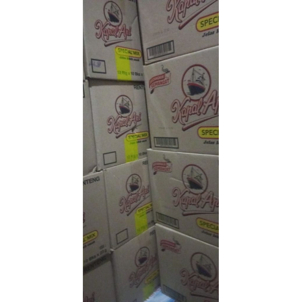 

Kopi kapal api spesial mix 1 dus hits