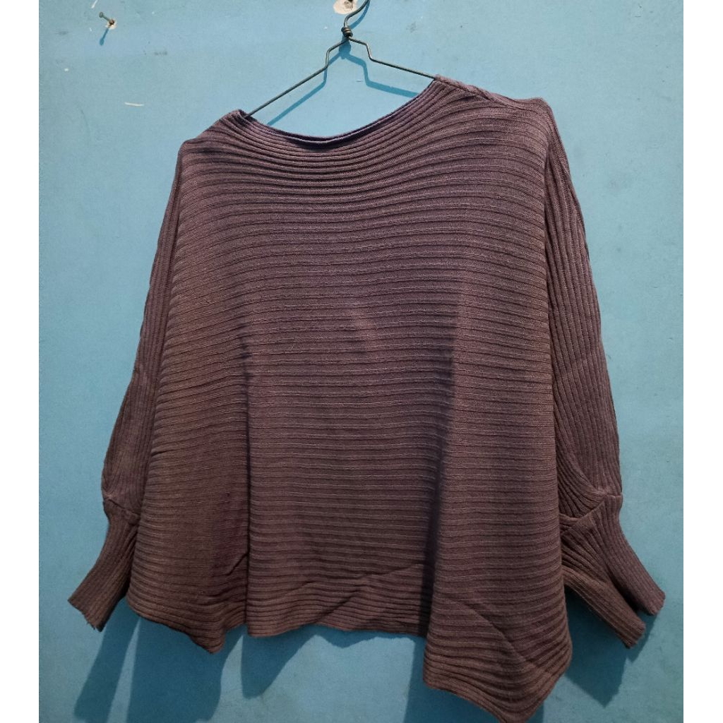 Atasan Rajut Batwing