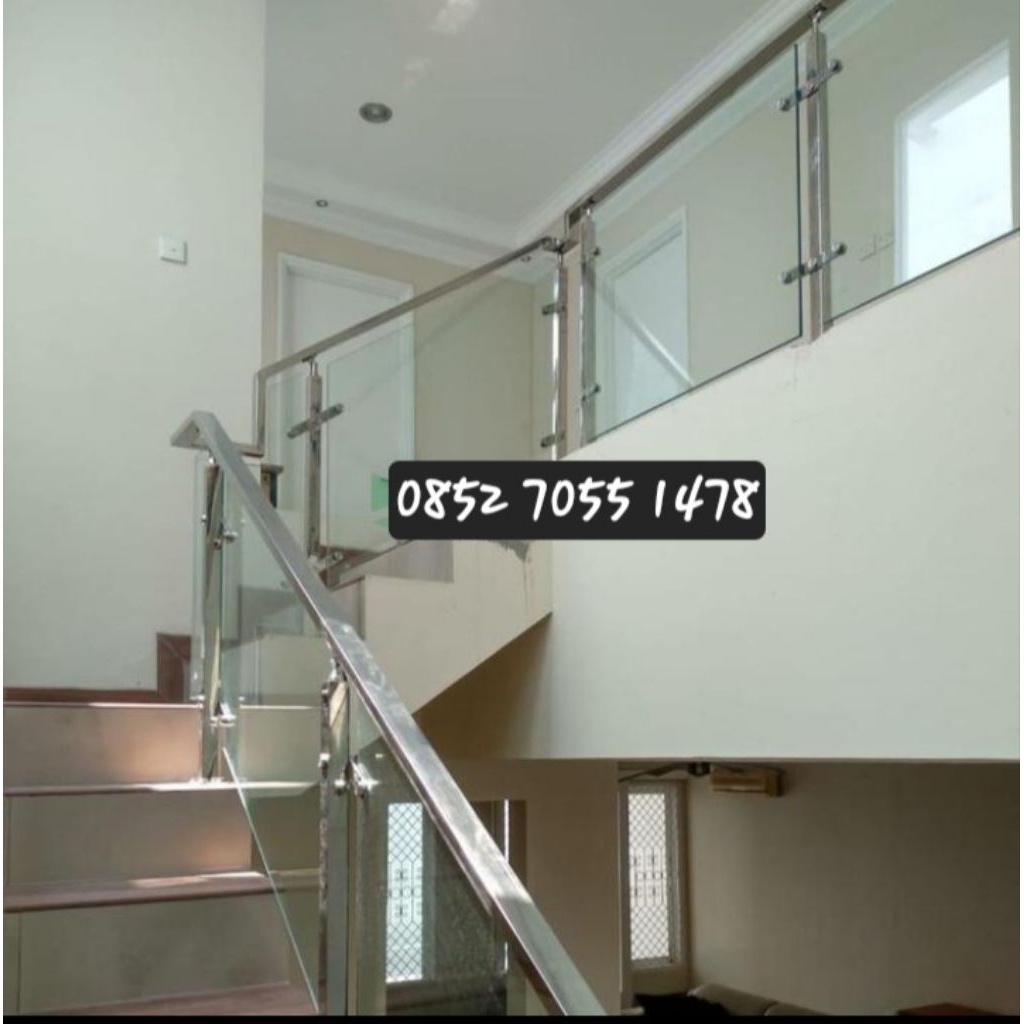 railing tangga stenlis kaca tempred