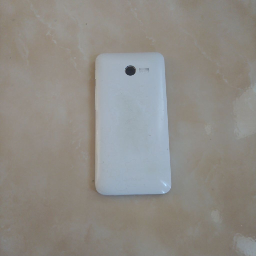 ASUS ZENFONE 4 mentok logo