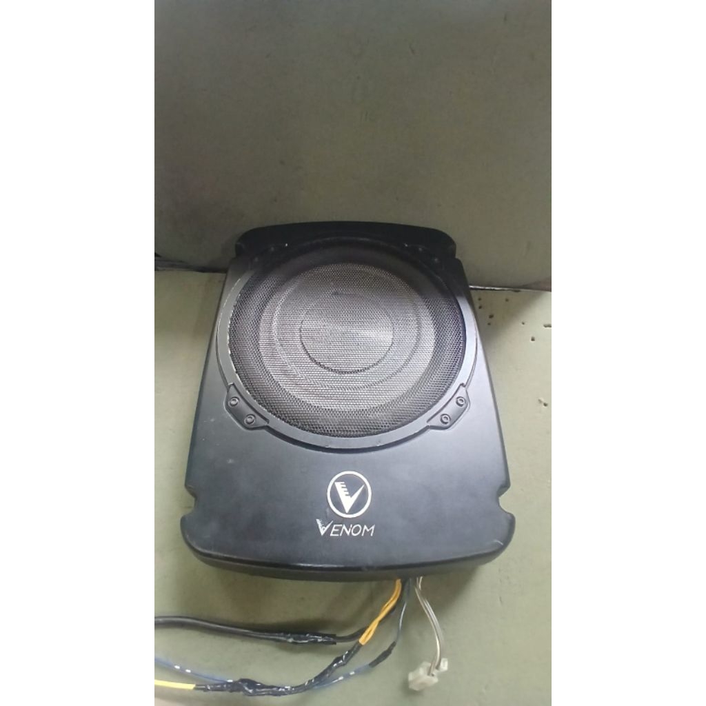 Bekas Langka Subwoofer Kolong VENOM 10in VX10PB mantap