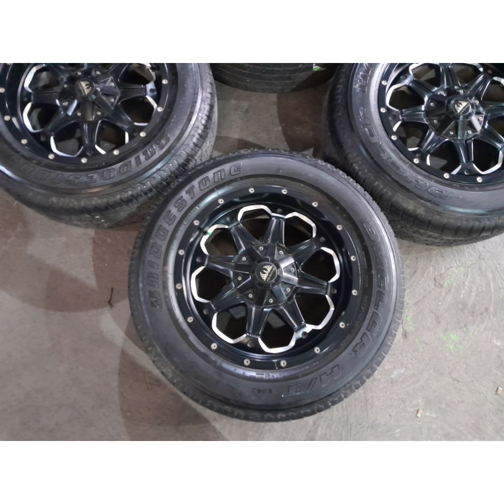 Velg Mobil Bekas Ring 18 Baut 6  R18X8,5  pls ban 265 60 18 ,pajero,triton,fortuner
