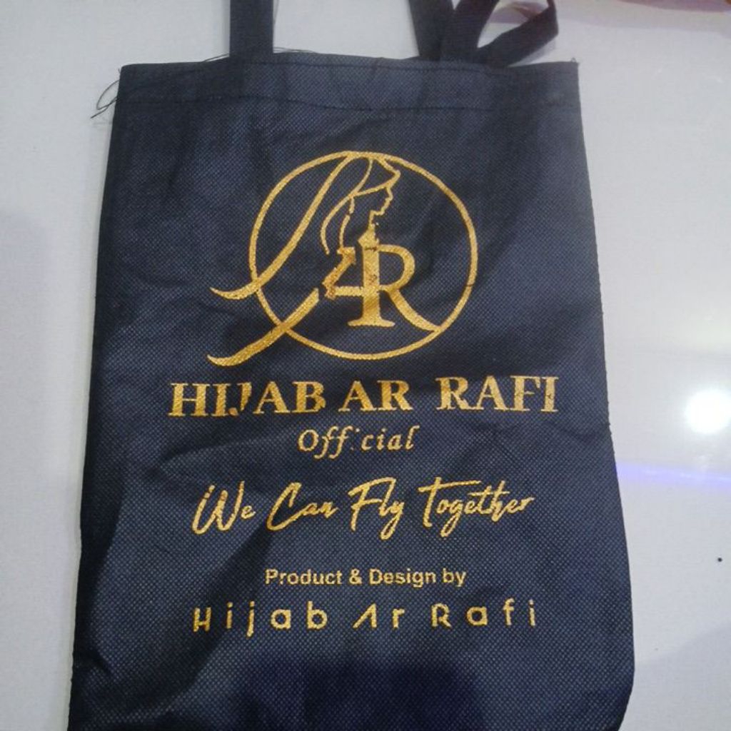 

goodie bag AR