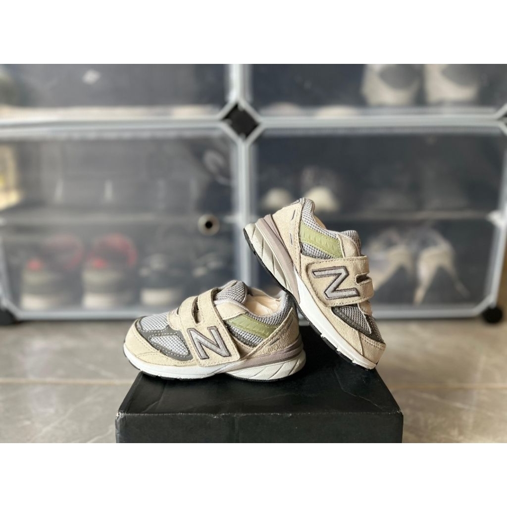 Second/Preloved Sepatu Kids Anak NB 990 V5 Size 25