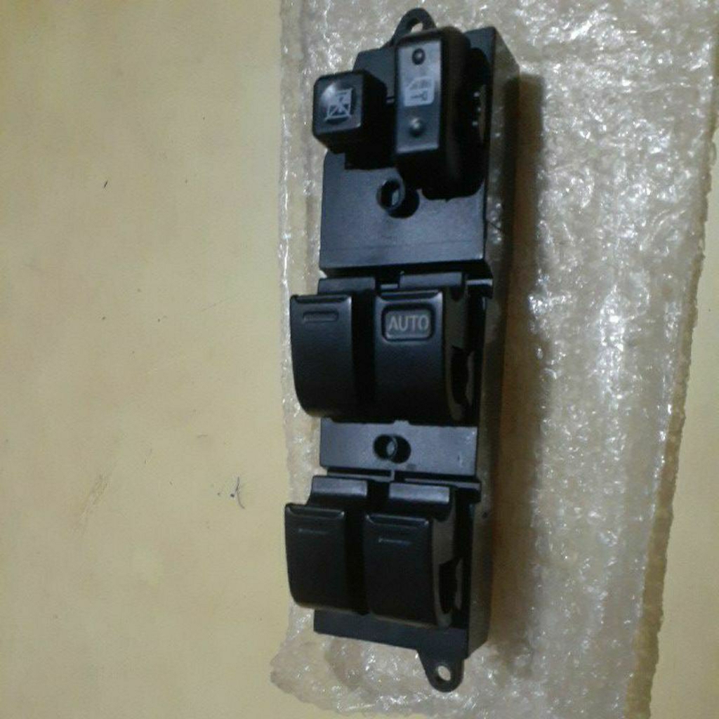 switch power window kijang kapsul 2001-2004
