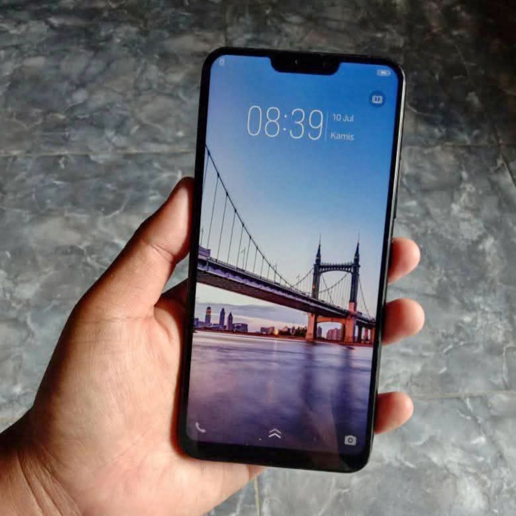 Vivo v9 4/64 (second normal)
