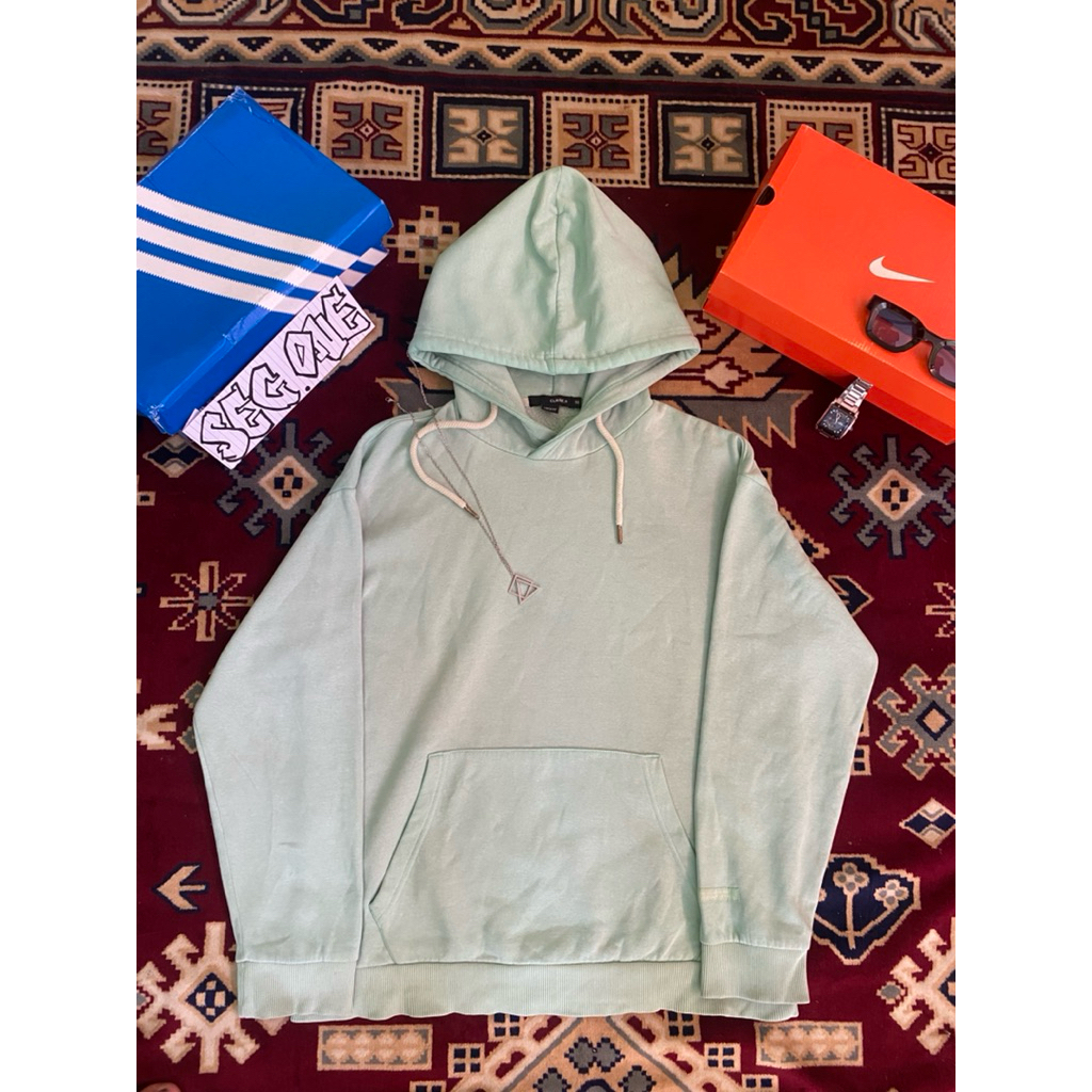 hoodie clride.n lose fit warna hijau muda size L P63 L55