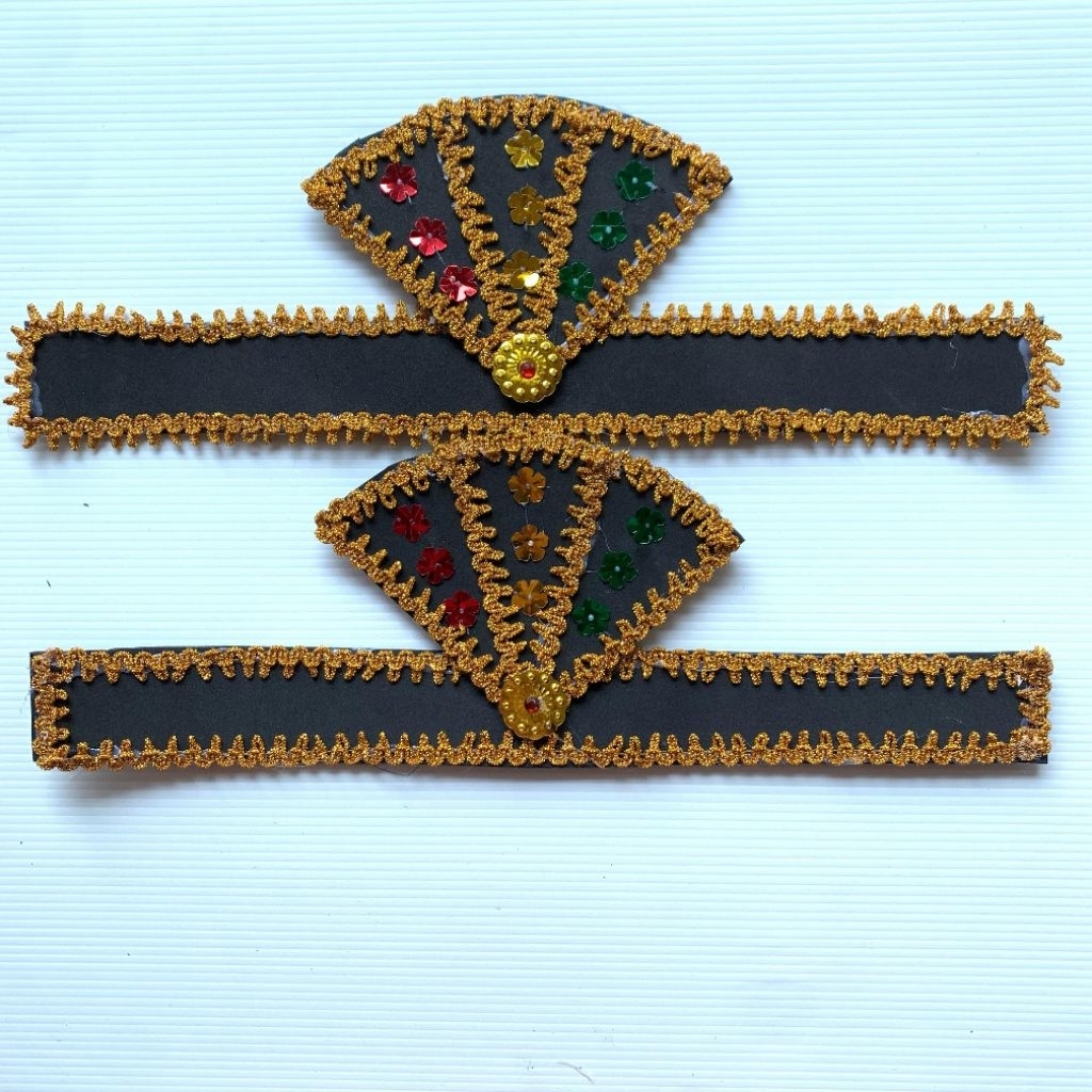 mahkota topi Saman perempuan topi tari adat Saman Aceh