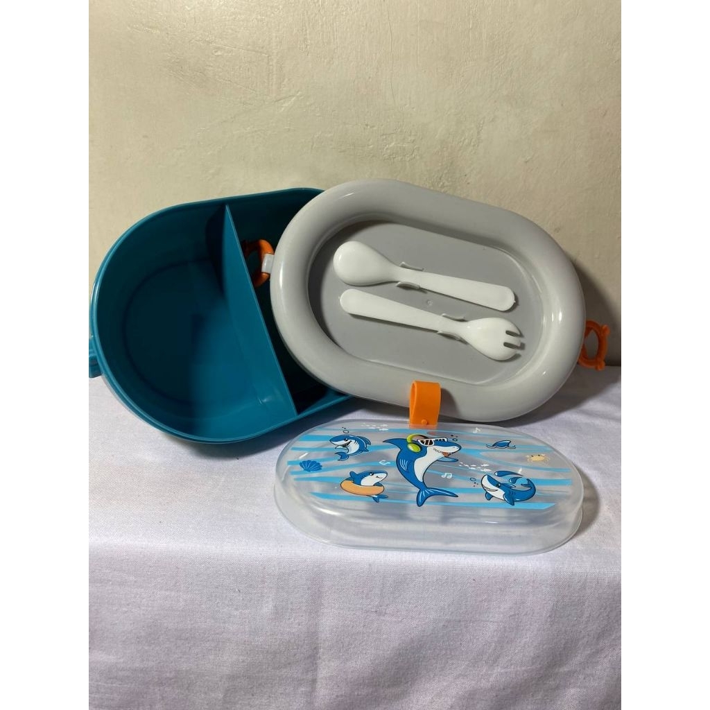 Wadah Bekal Anak Laki-laki Niceso Hiu Biru include sendok garpu