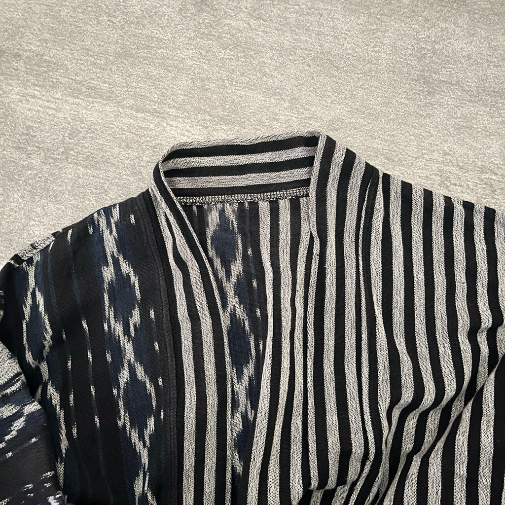 (Preloved) Outer Tenun