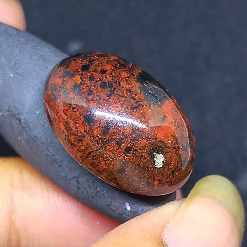 BATU AKIK BADAR BESI ANTIK (ASLI ALAM)