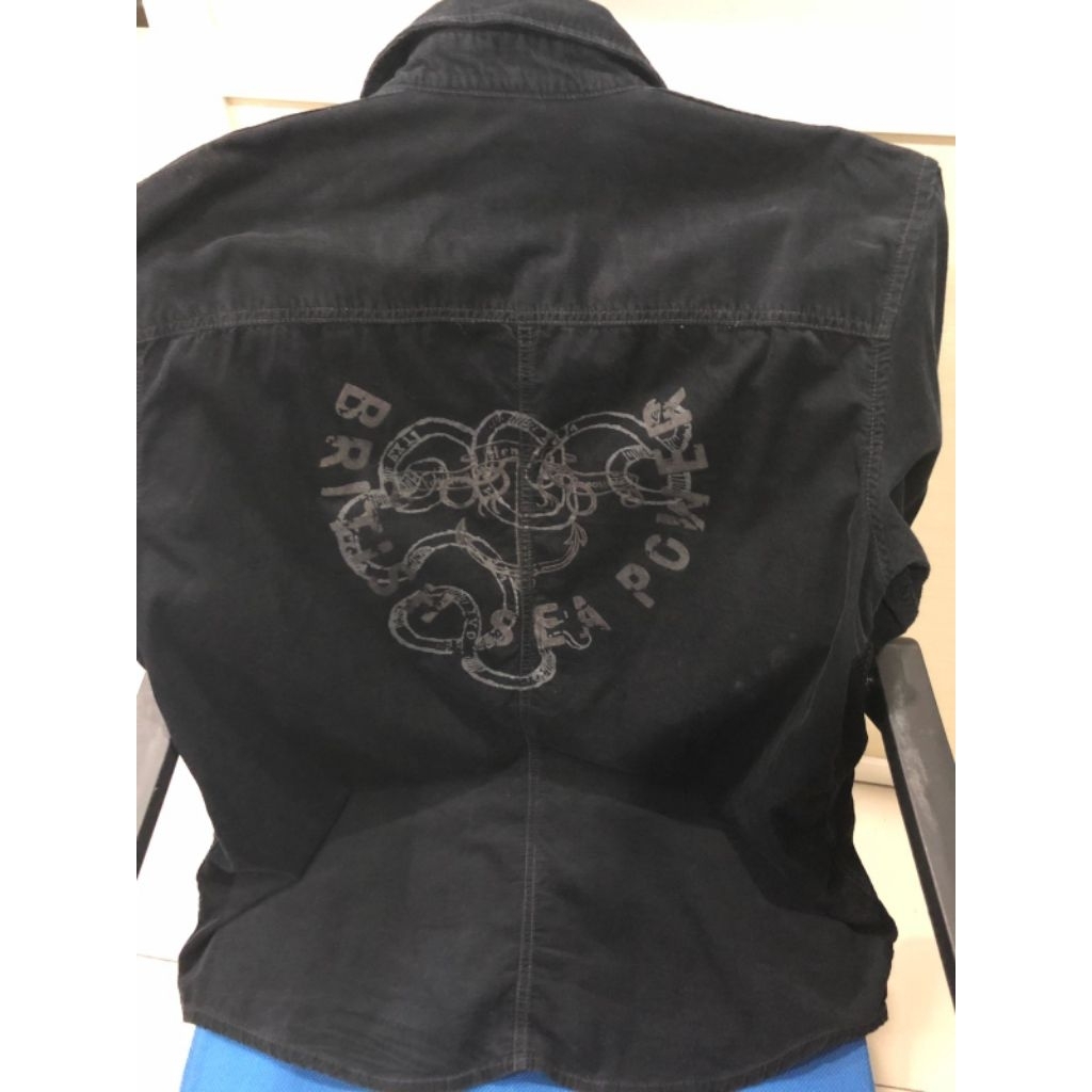 Kemeja corduroy hitam