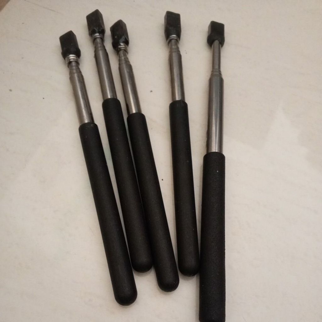 

Pensil Cek Fisik Kendaraan, Pinsil untuk Gesek Kertas Stiker Nomor Rangka Mesin di Samsat, Pencil Esek Nomor Sasis & Mesin Mobil Motor