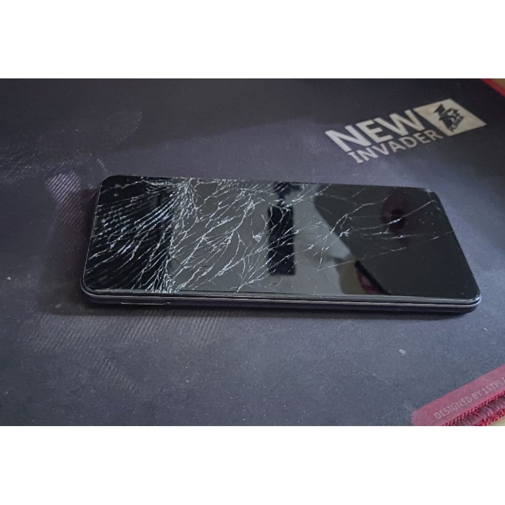 Hp Sharp Aquos Sense 4 Plus seken lcd retak touchscreen aman