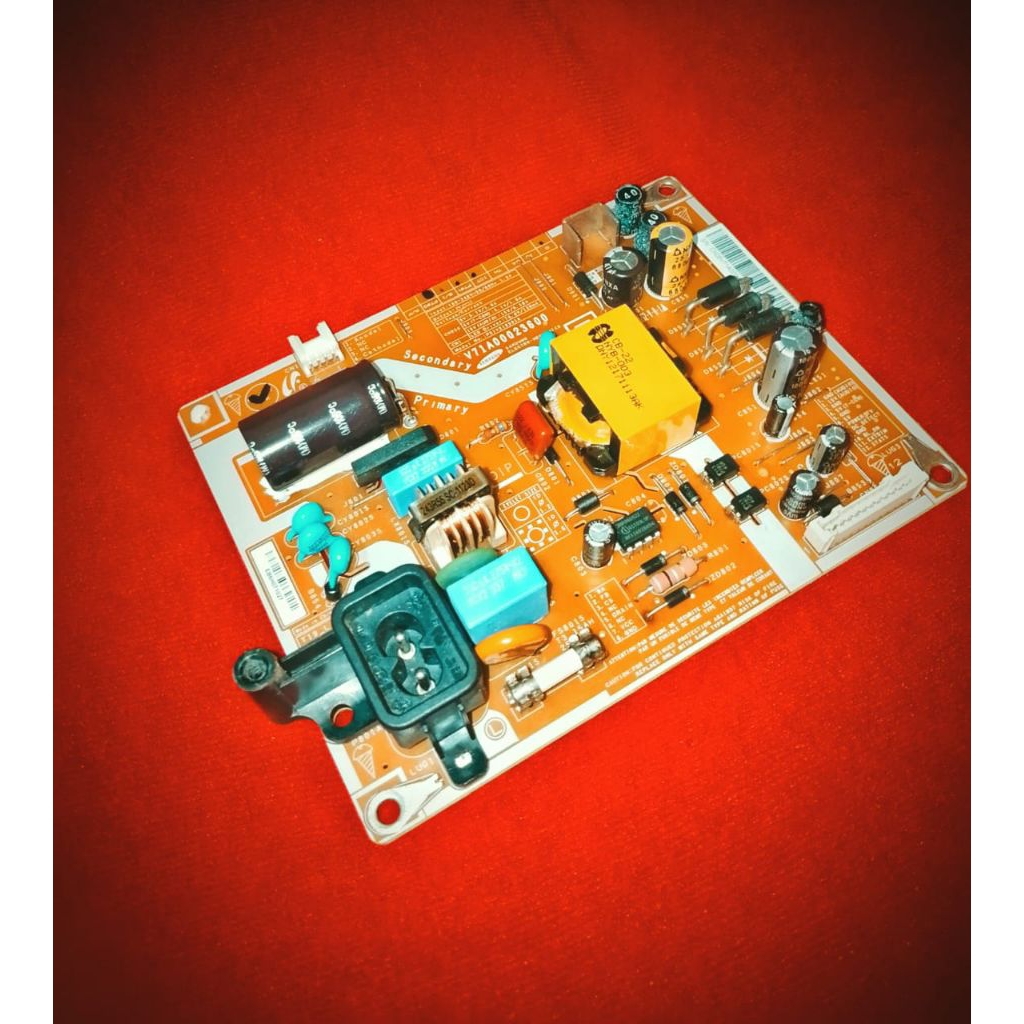 MAINBOARD PSU TV TOSHIBA LED  19HV10E 19HV15E 19HV10 19HV15 MAINBOARD TV TOSHIBA LED
