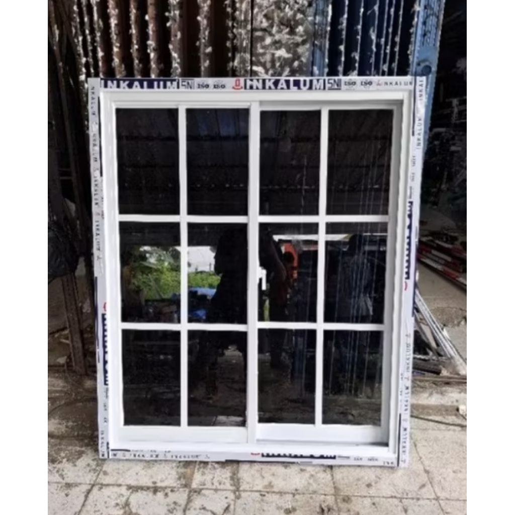 Jendela Geser Aluminium Ornamen - Jendela Sliding Aluminium Kotak 120x150