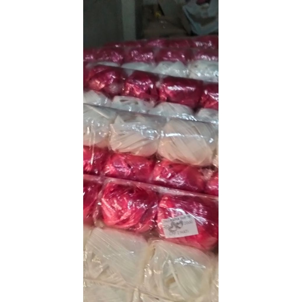 

Tali Bening Super Edisi Merah Putih 17 Agustusan Harga 38.000 isi 50 Pcs eceran 2.000 rupiah