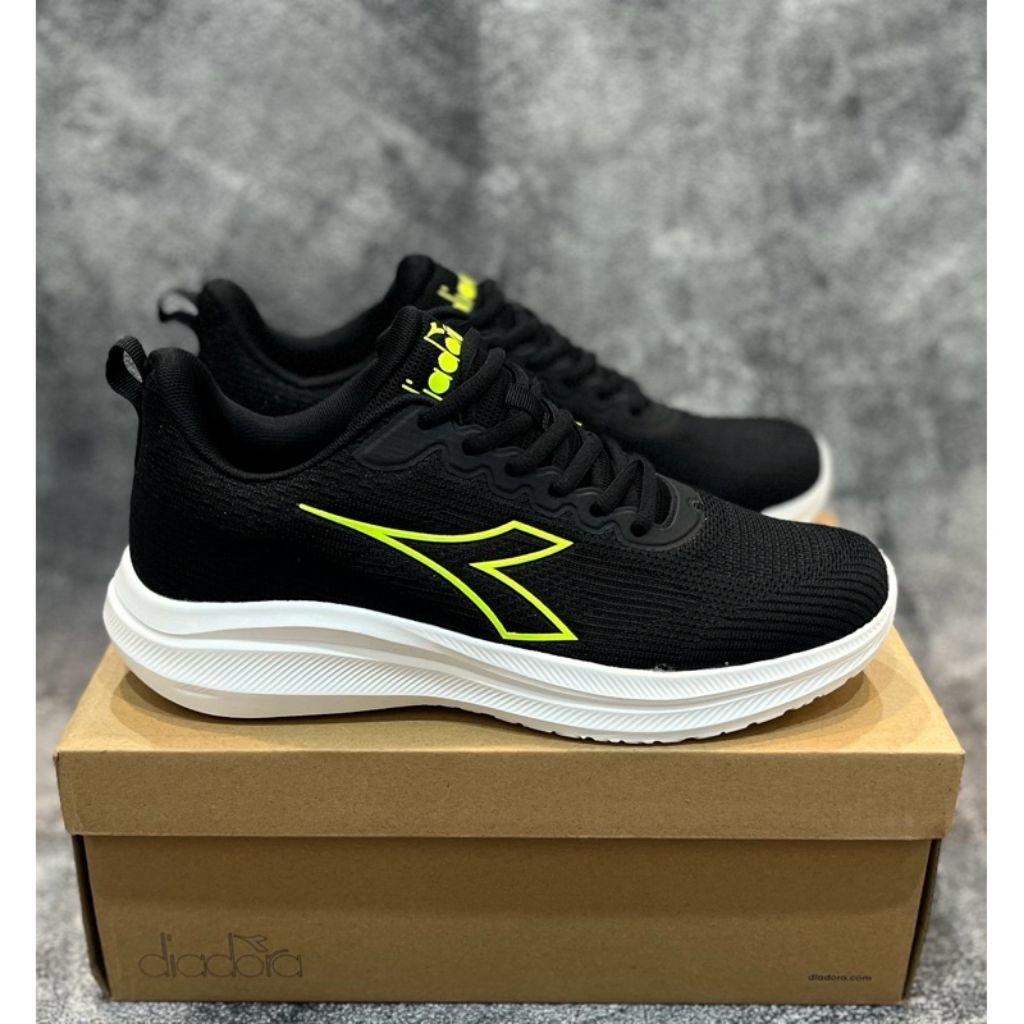 DIADORA MARA SEPATU ORIGINAL DIADORA SEPATU RUNNING ORIGINAL DIADORA SEPATU LARI DIADORA SEPATU OLAH