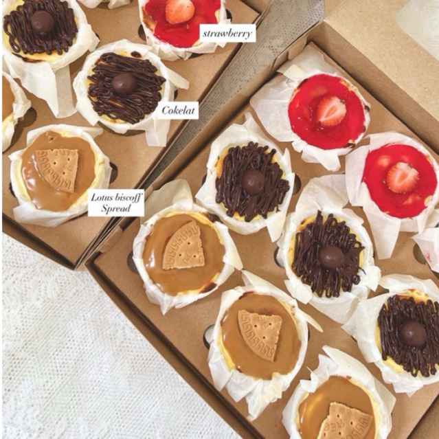 

Mini Burntcheesecake Isi 9 pcs