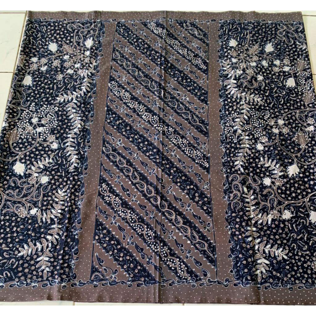 Laseman : Sarung batik tulis lasem I Asli tulis