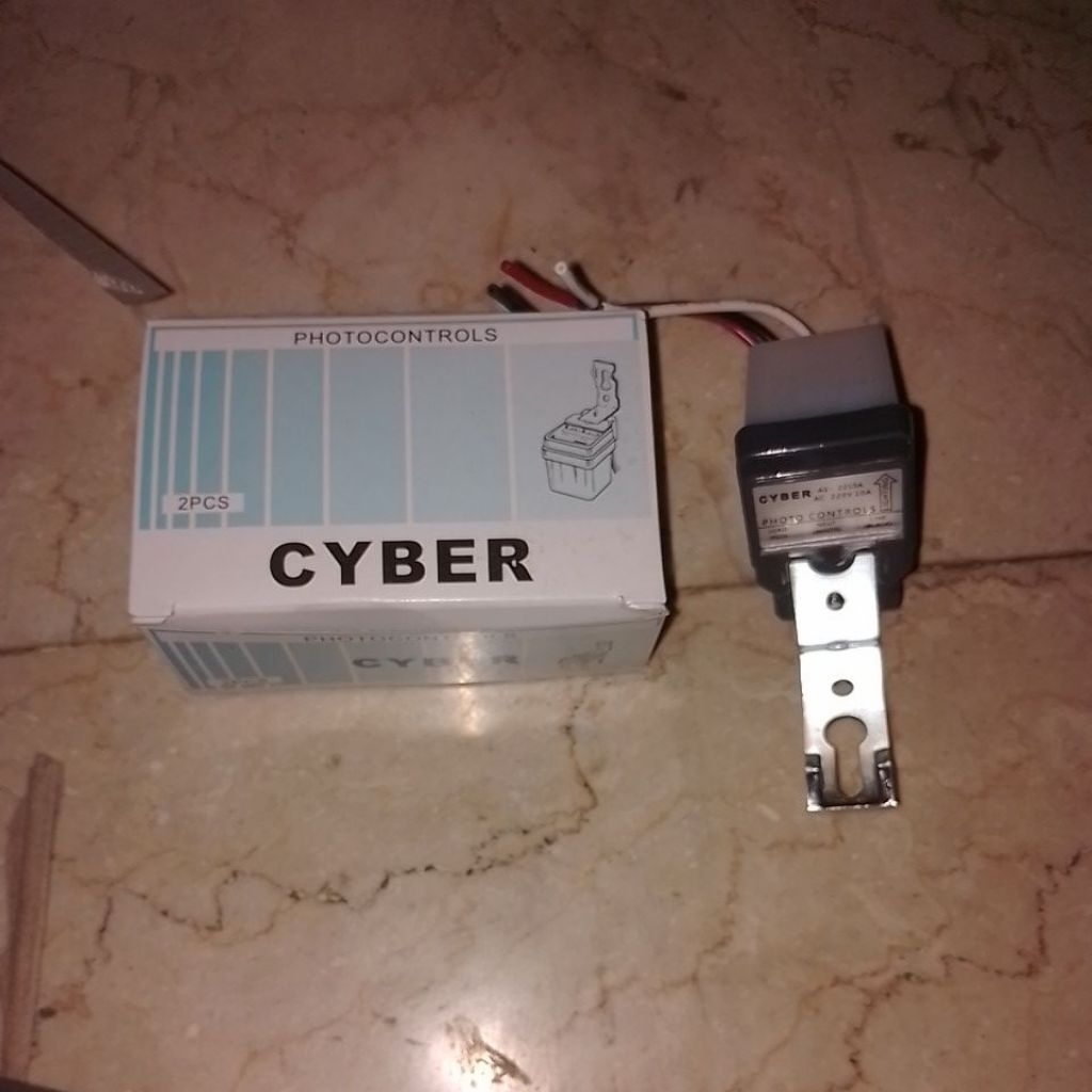 Sensor Cahaya / Photocell 10A (model Selcon)