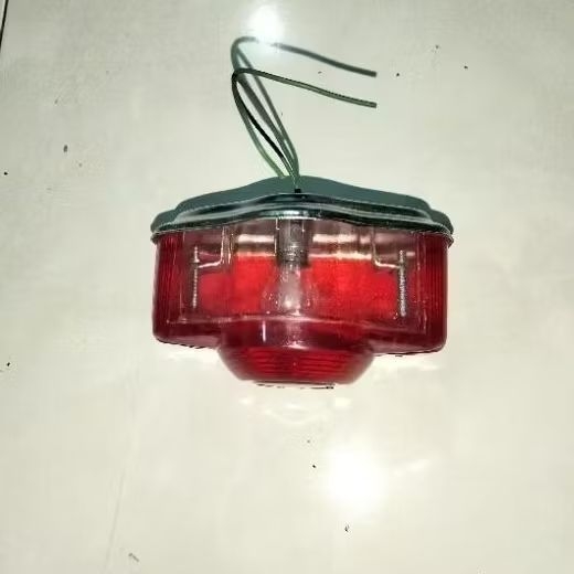 stoplam Lampu belakang motor honda s90z Benly CB