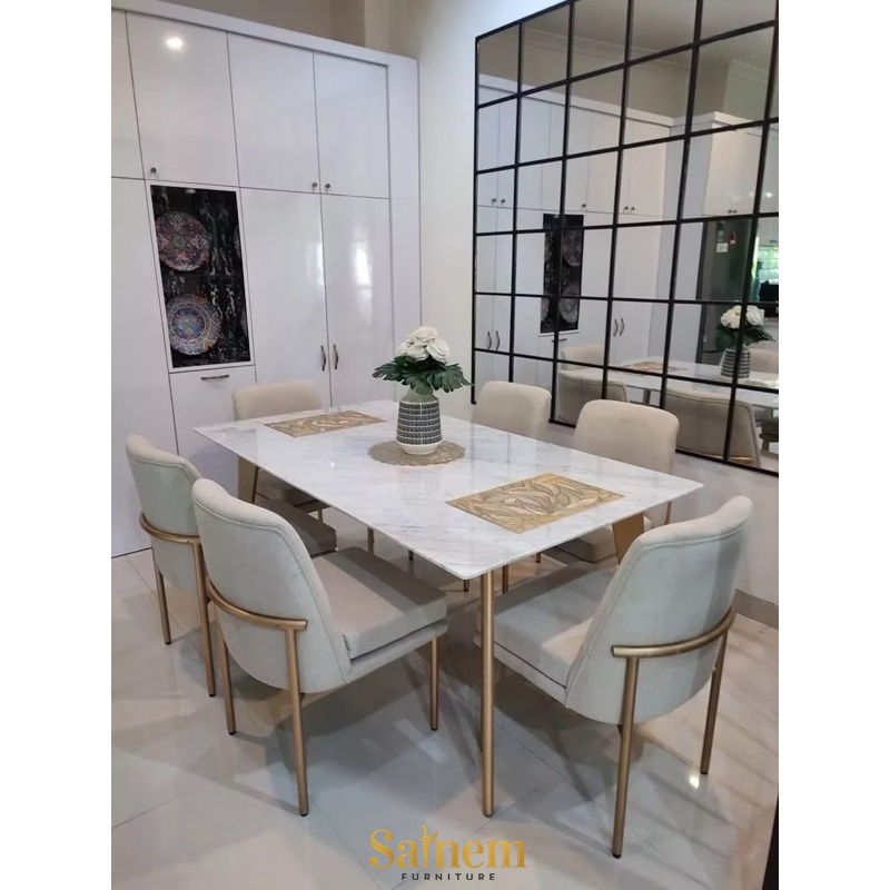 Marmer Carara Industrial Dining Set with Good Quality, Set Meja Makan Marmer Putih Kaki Gold + 6 Kur