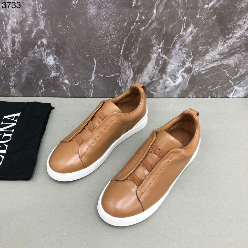 SEPATU SNEAKER PRIA Z2453 IMPORT BRANDED